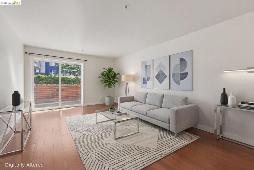 Photo of Listing #41128252