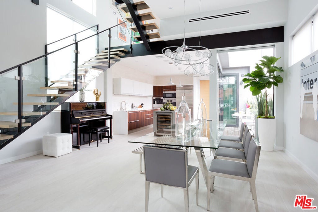 Photo of Listing #26668699