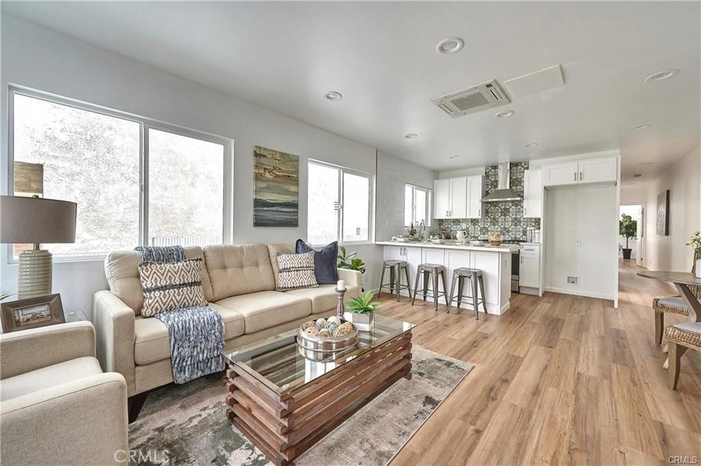 Photo of Listing #SB26063444