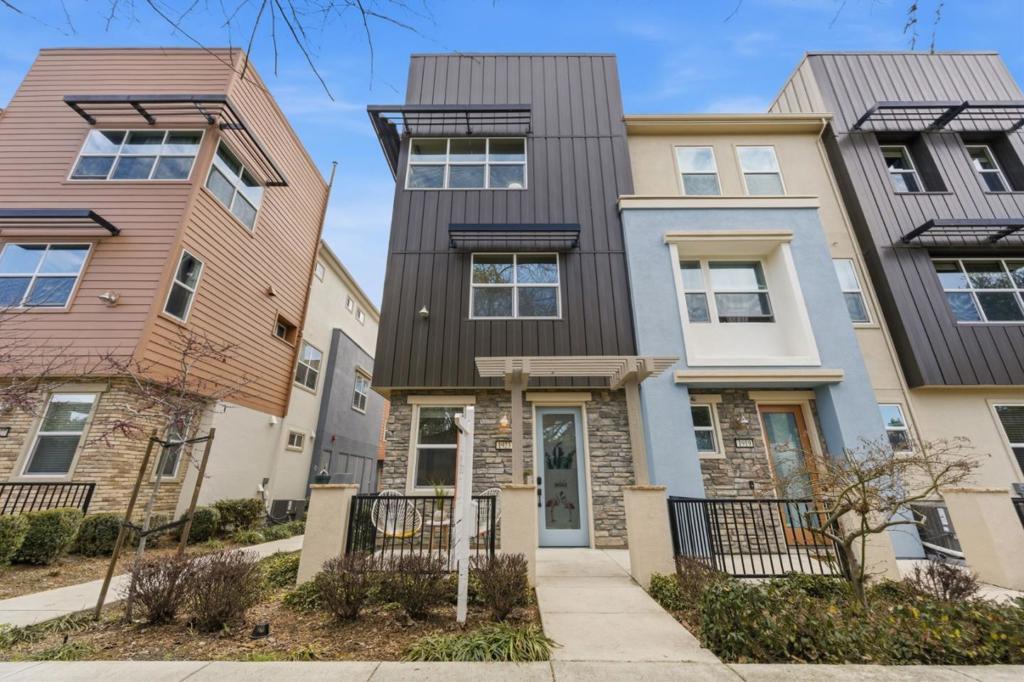 Photo of Listing #ML82040028