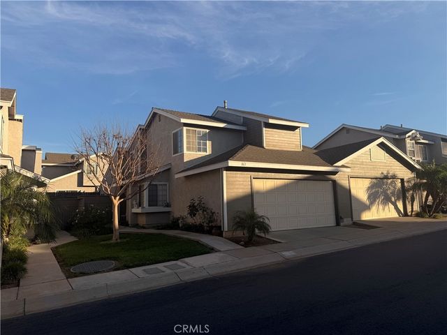 863 Encino, Corona