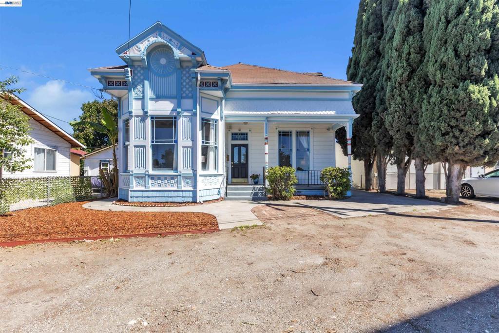 Photo of Listing #41128349