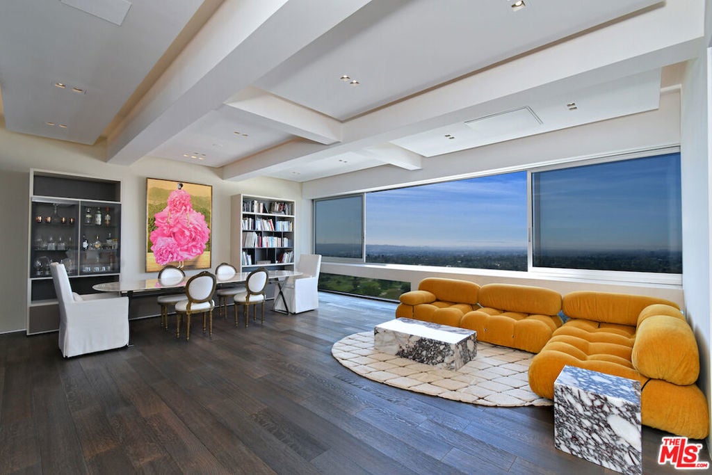 Photo of Listing #26668555