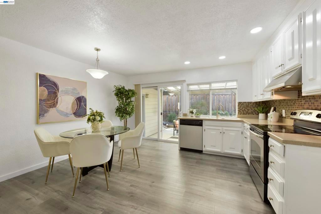 Photo of Listing #41128370