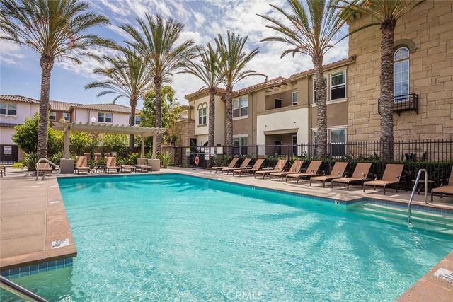 243 Riverdale Court # 431, Camarillo