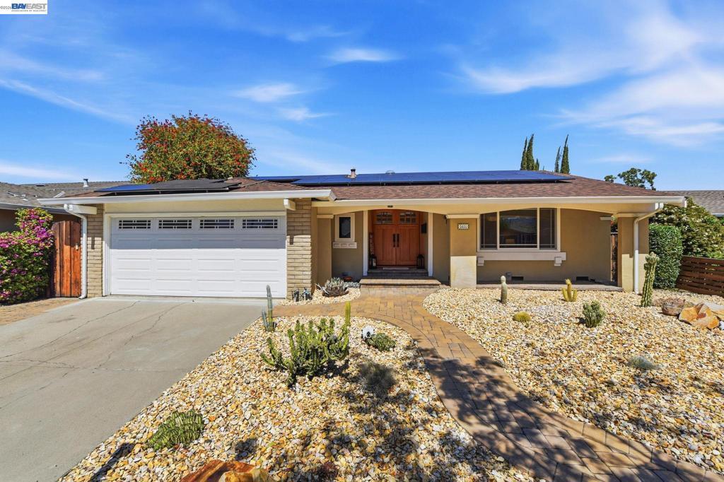 Photo of Listing #41128378