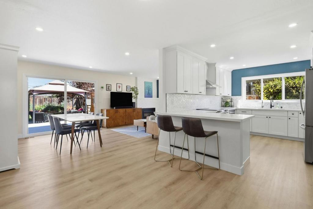 Photo of Listing #ML82040098