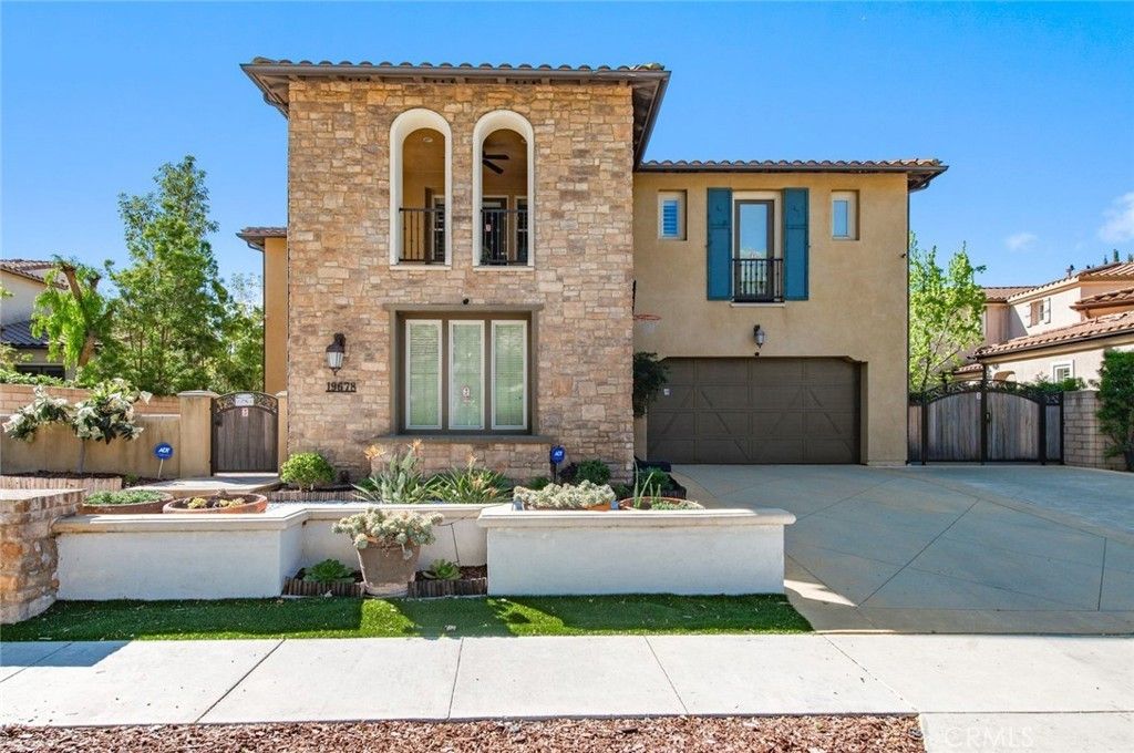 19678 Three Oaks, Walnut