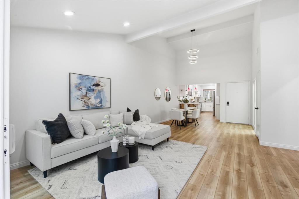 Photo of Listing #ML82040148