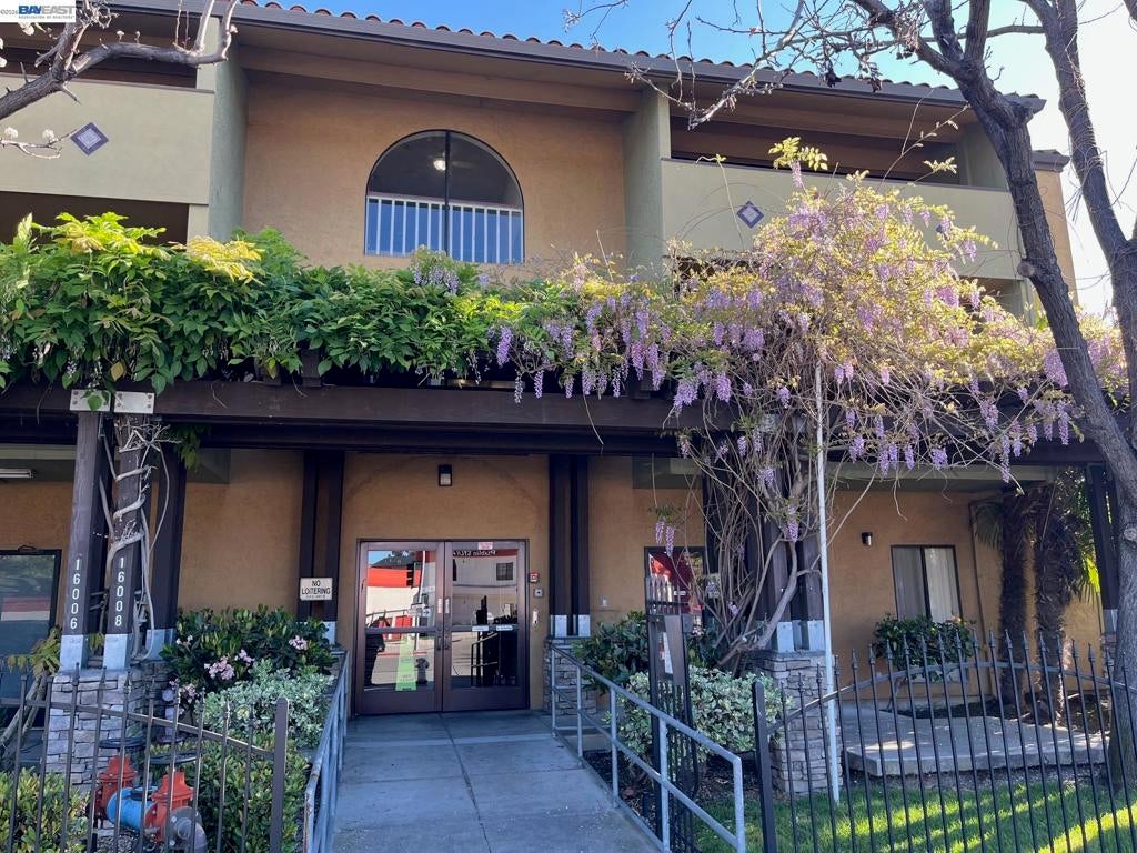 Photo of Listing #41128424