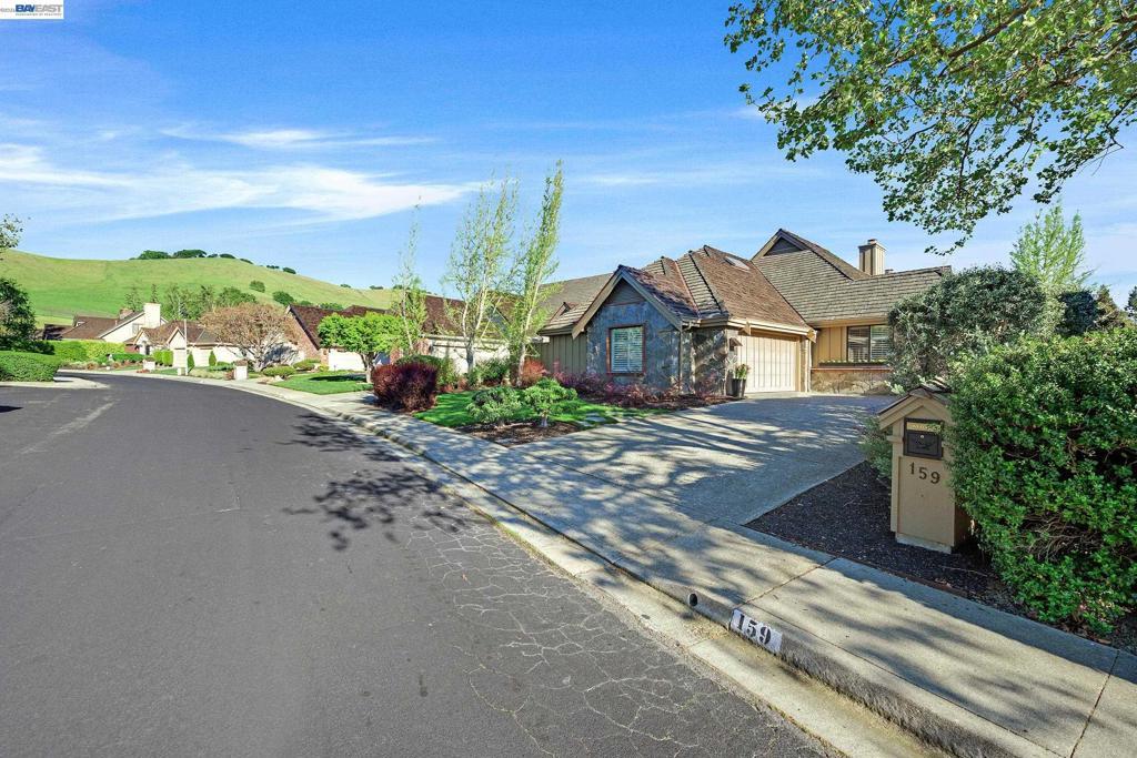 Photo of Listing #41128426