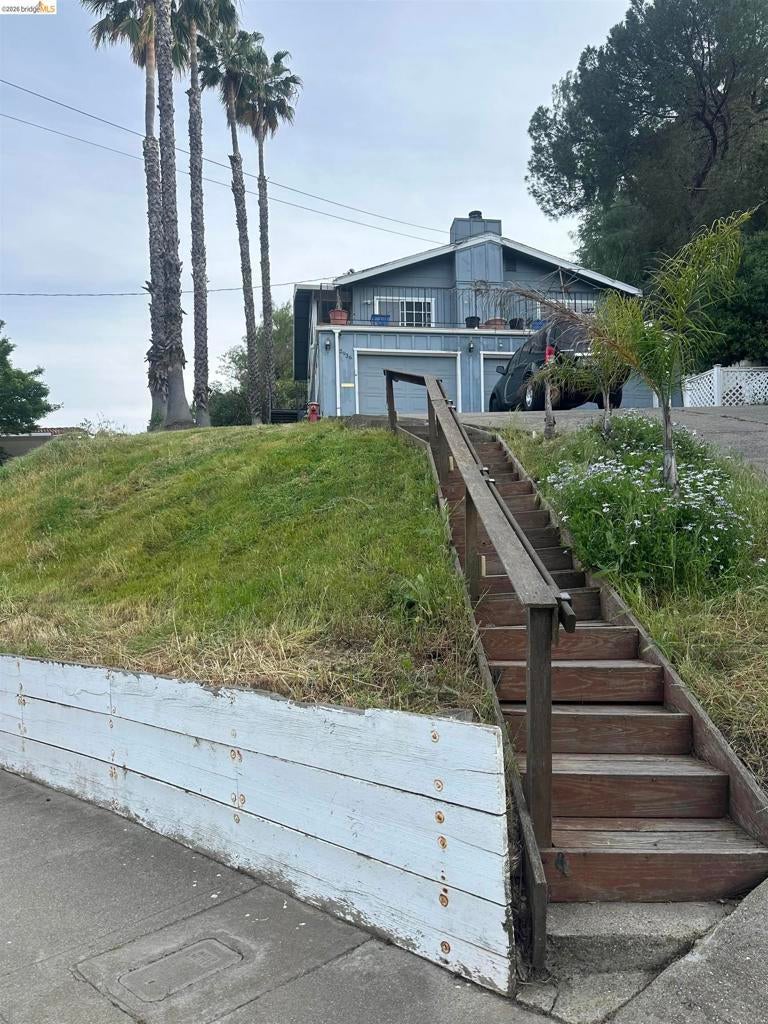 Photo of Listing #41128443