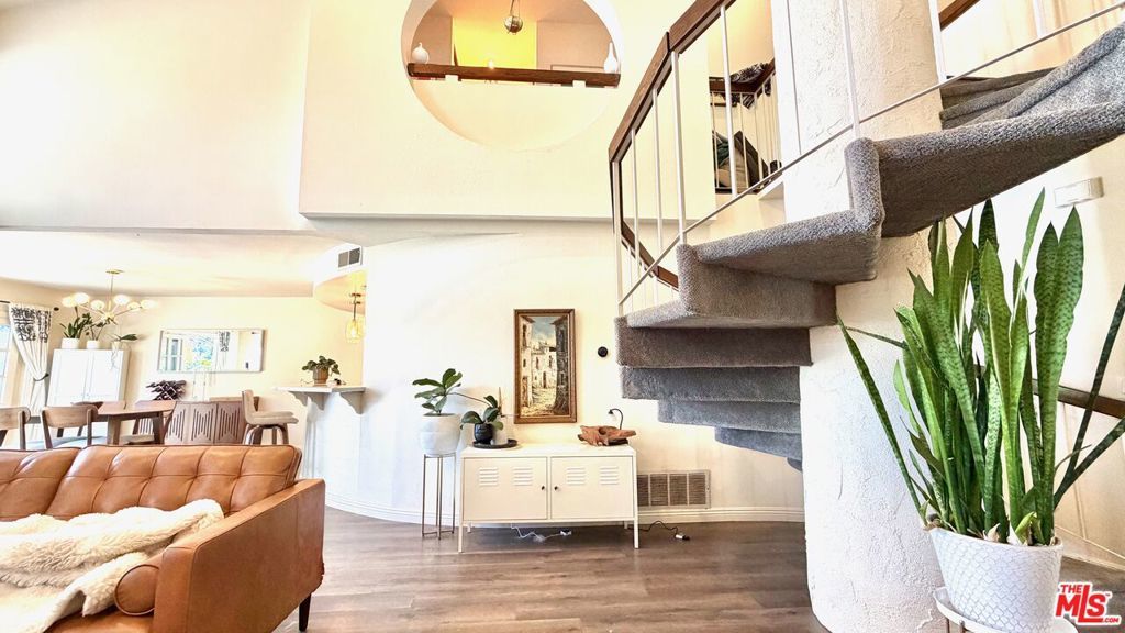 Photo of Listing #26668581