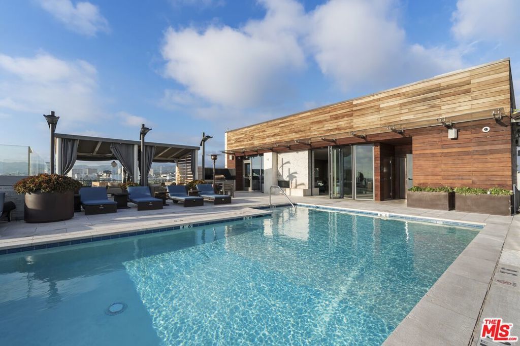 Photo of Listing #26668703