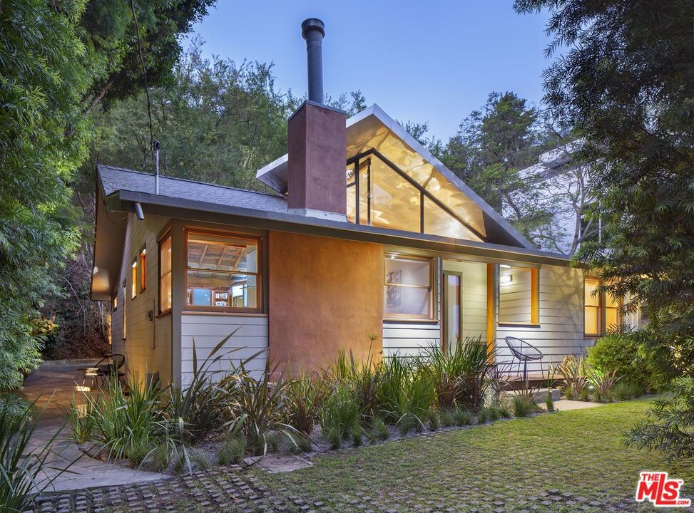 Photo of Listing #26669359