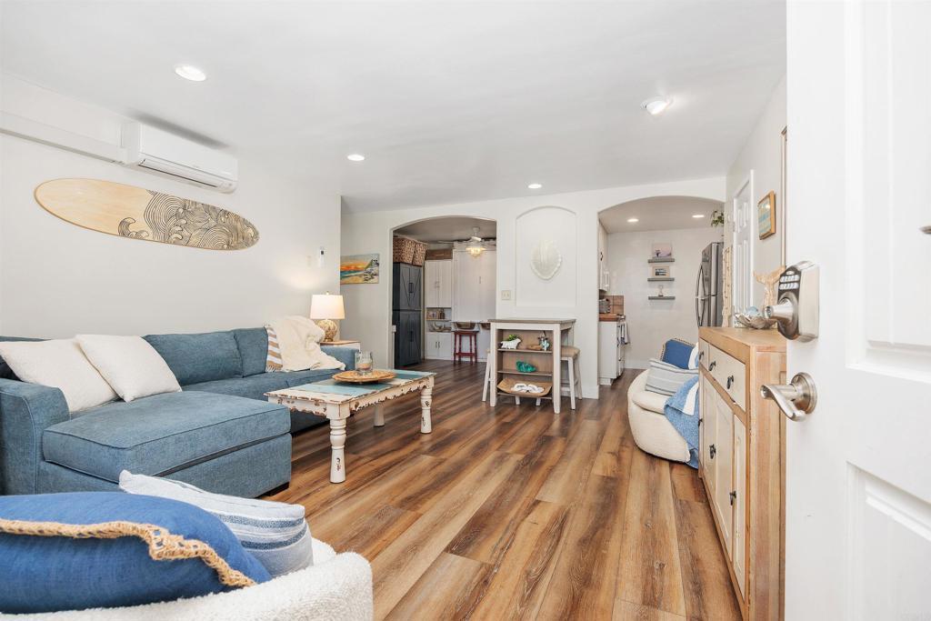 Photo of Listing #NDP2602821