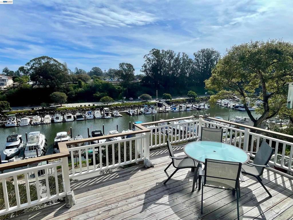 Photo of Listing #41128483