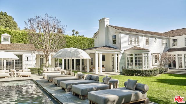 12921 Marlboro Street, Los Angeles