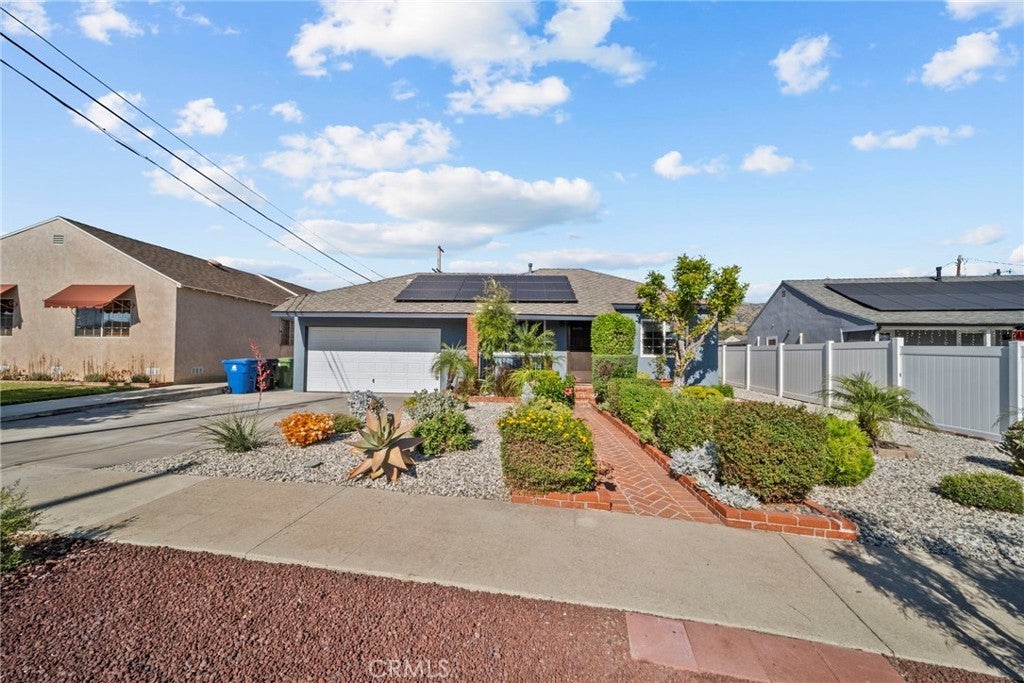 Photo of Listing #SR26063047