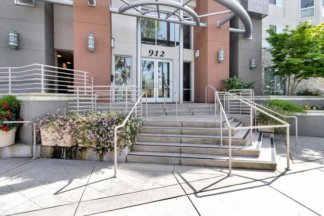 912 Campisi Way # 311, Campbell