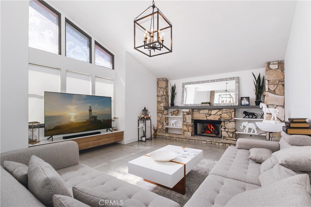 Photo of Listing #SR26065045