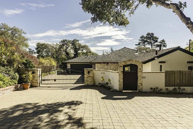 3540 Oak Place, Carmel By The Sea