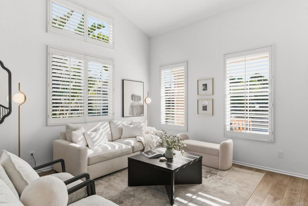 Photo of Listing #PTP2602271