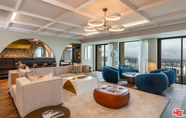 10727 Wilshire Boulevard # 1805, Los Angeles