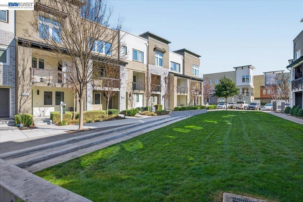 Photo of Listing #41128568