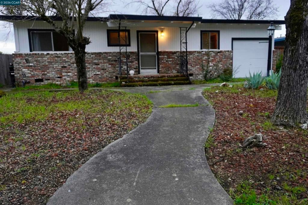 Photo of Listing #41128573