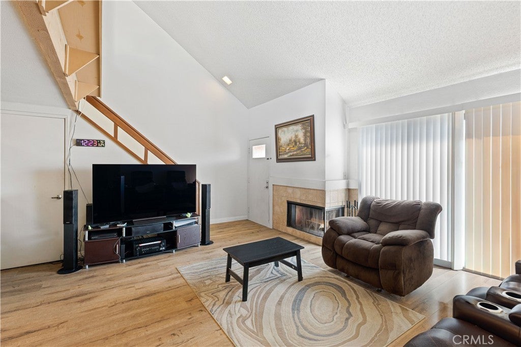 Photo of Listing #PW26065197