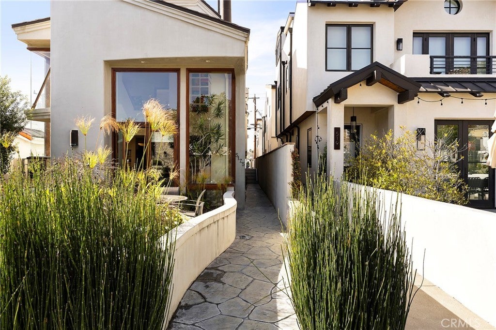 Photo of Listing #OC26057896