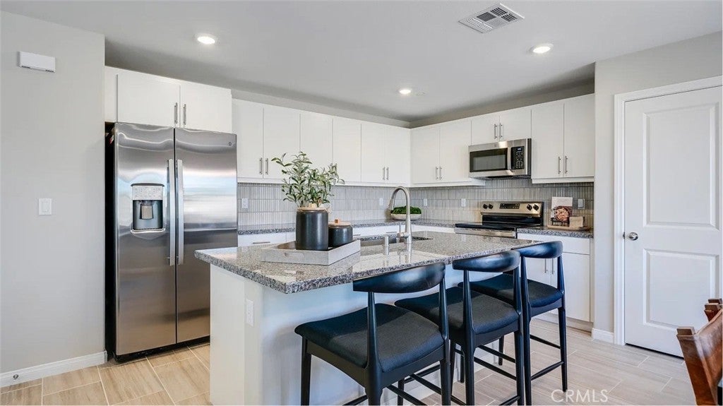 Photo of Listing #SW26065261