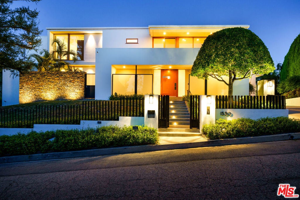 Photo of Listing #26667233