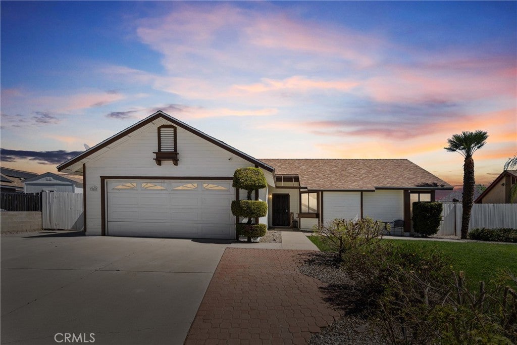 Photo of Listing #IV26047293