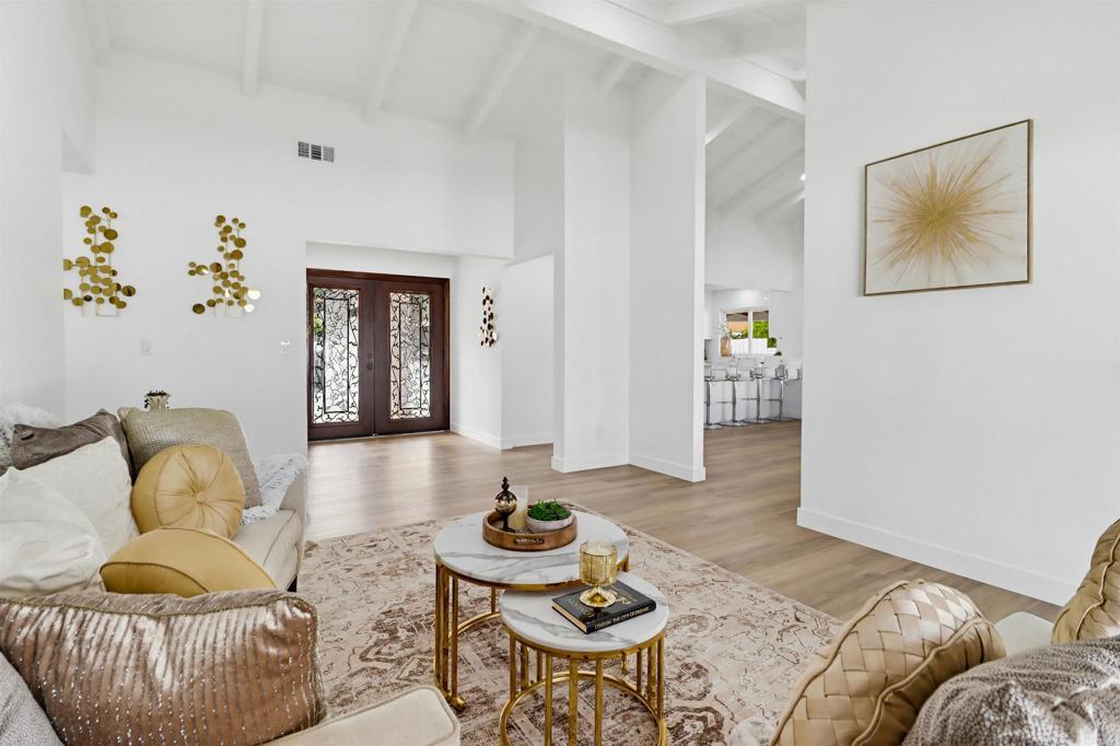 Photo of Listing #PTP2602278