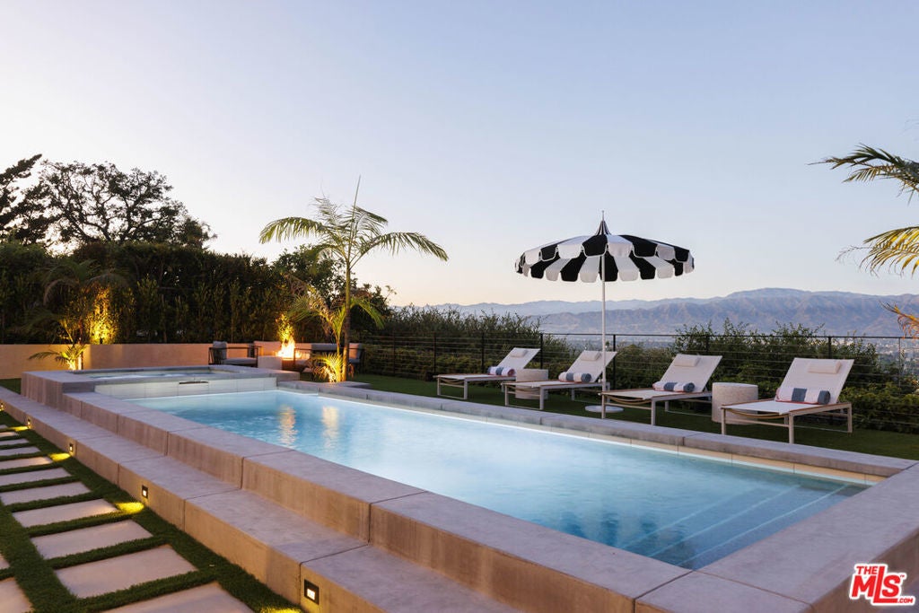 Photo of Listing #26669201