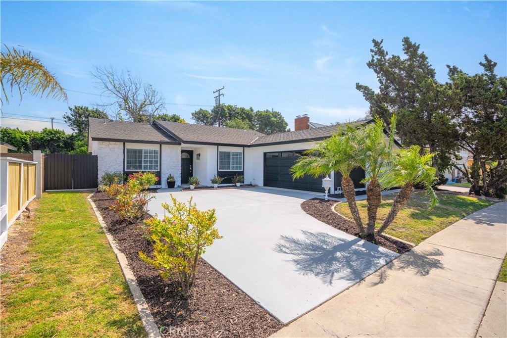 Photo of Listing #OC26065300