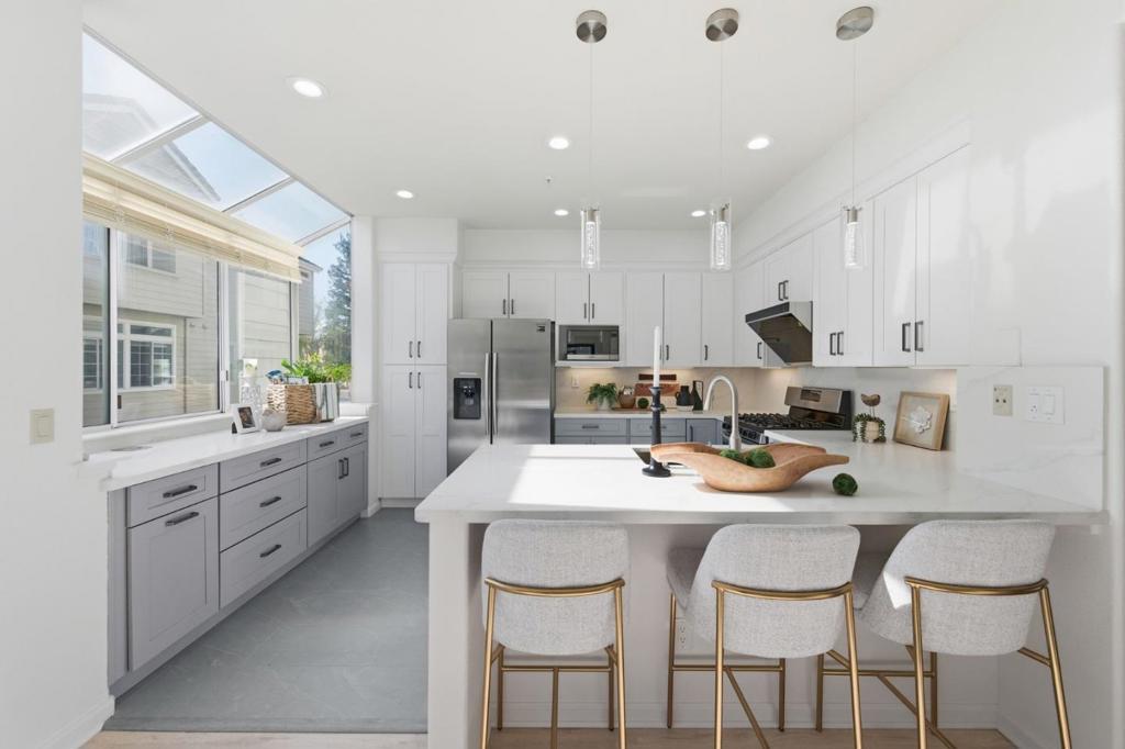 Photo of Listing #ML82040338