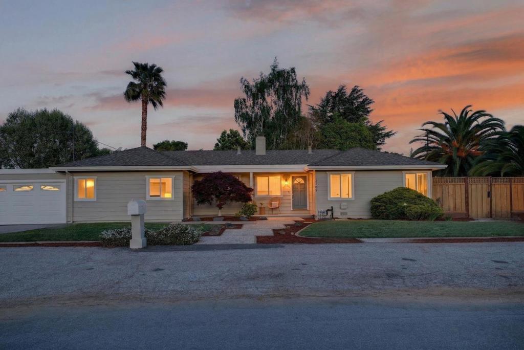 Photo of Listing #ML82040343