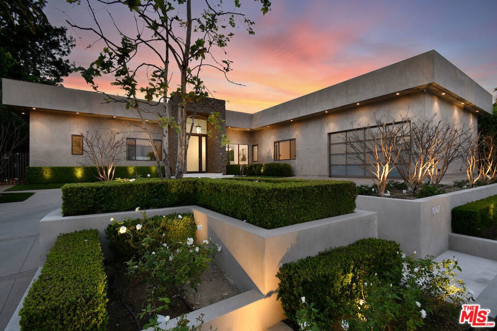 Photo of Listing #26658373