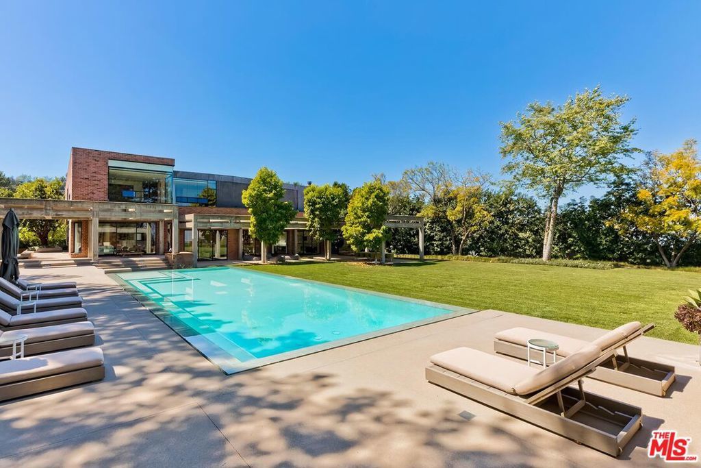 Photo of Listing #26669465