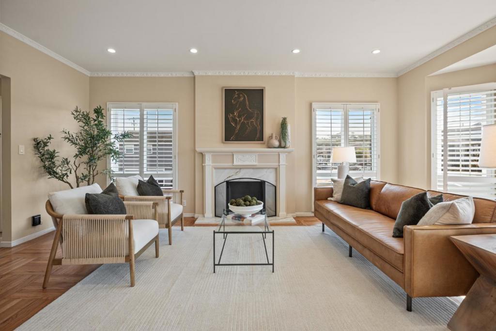 Photo of Listing #ML82040296