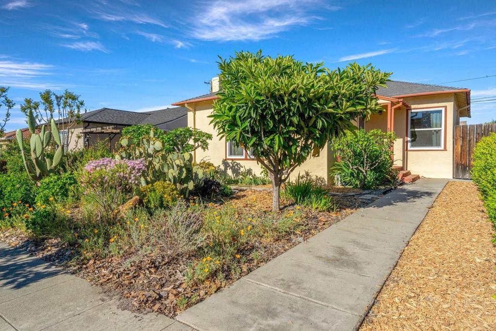 Photo of Listing #ML82040373