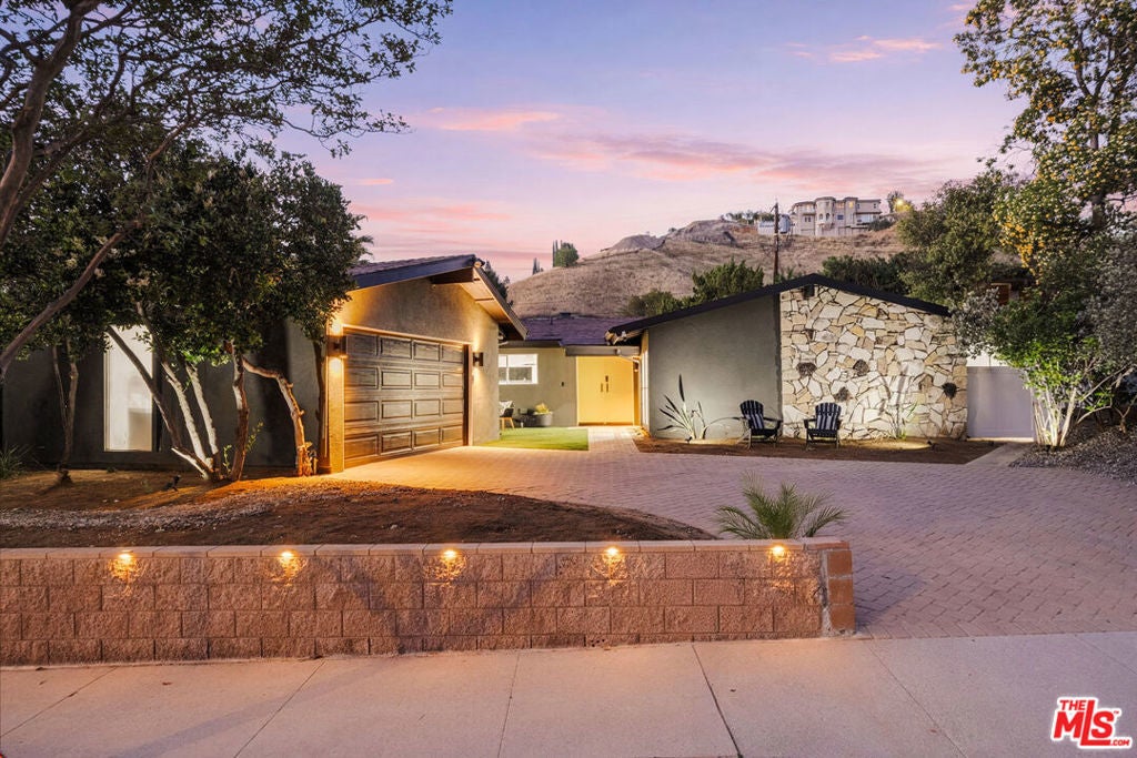 Photo of Listing #26669907