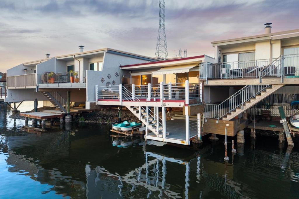 Photo of Listing #ML82040406