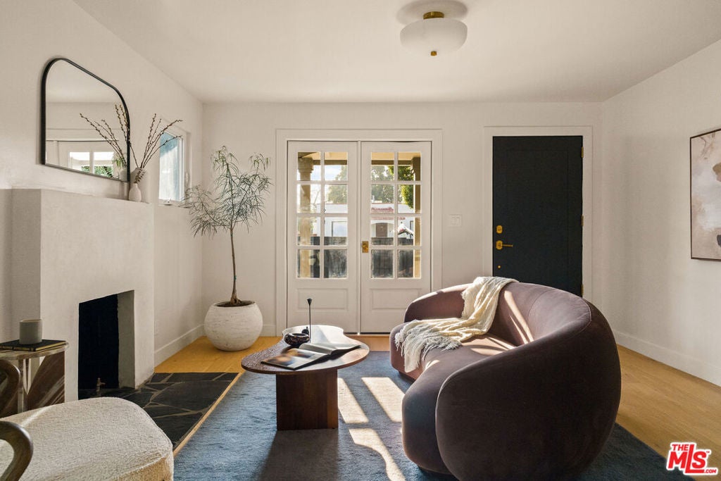 Photo of Listing #26669737