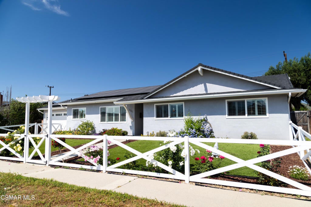 Photo of Listing #226001398