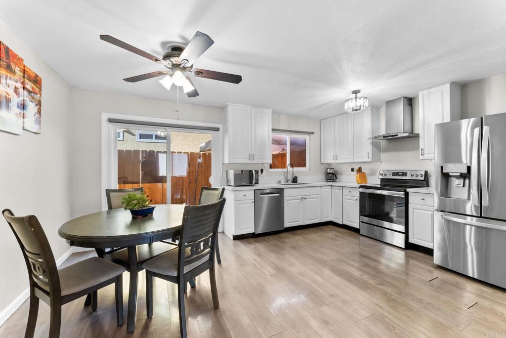 Photo of Listing #PTP2602300