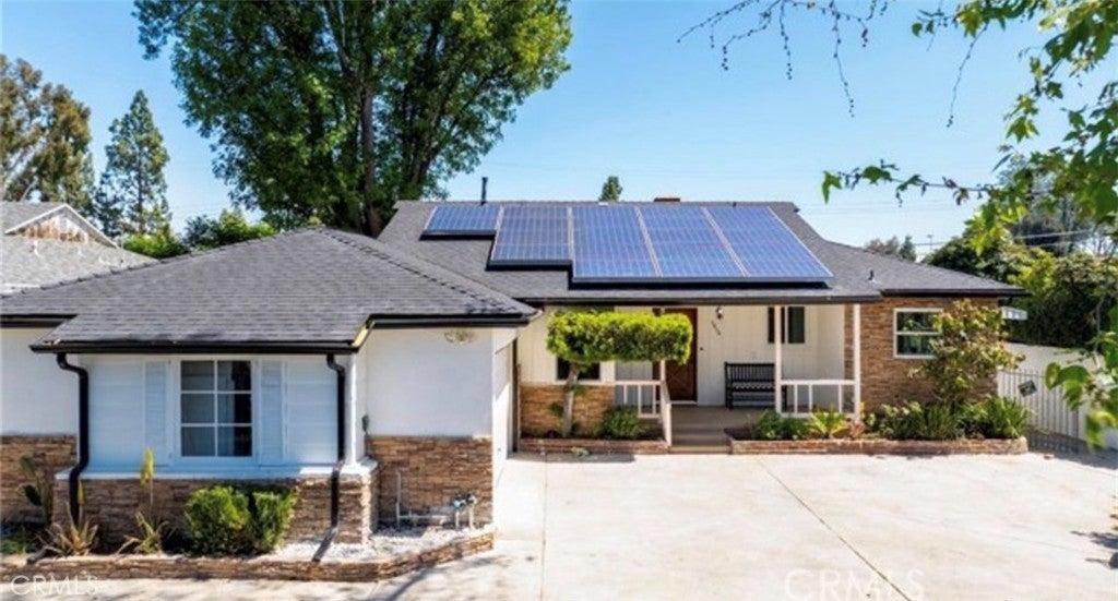 Photo of Listing #SR26065882